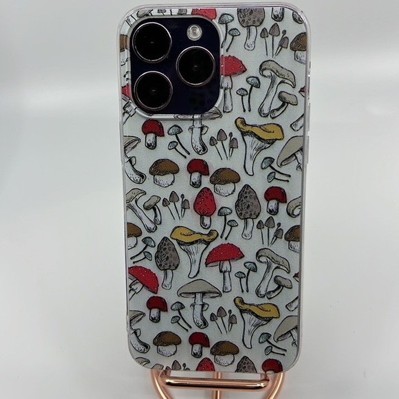 Shroomin' in Style: The Must-Have Mushroom Case for iPhone 14‎ Pro Max! - Picture 4 of 5